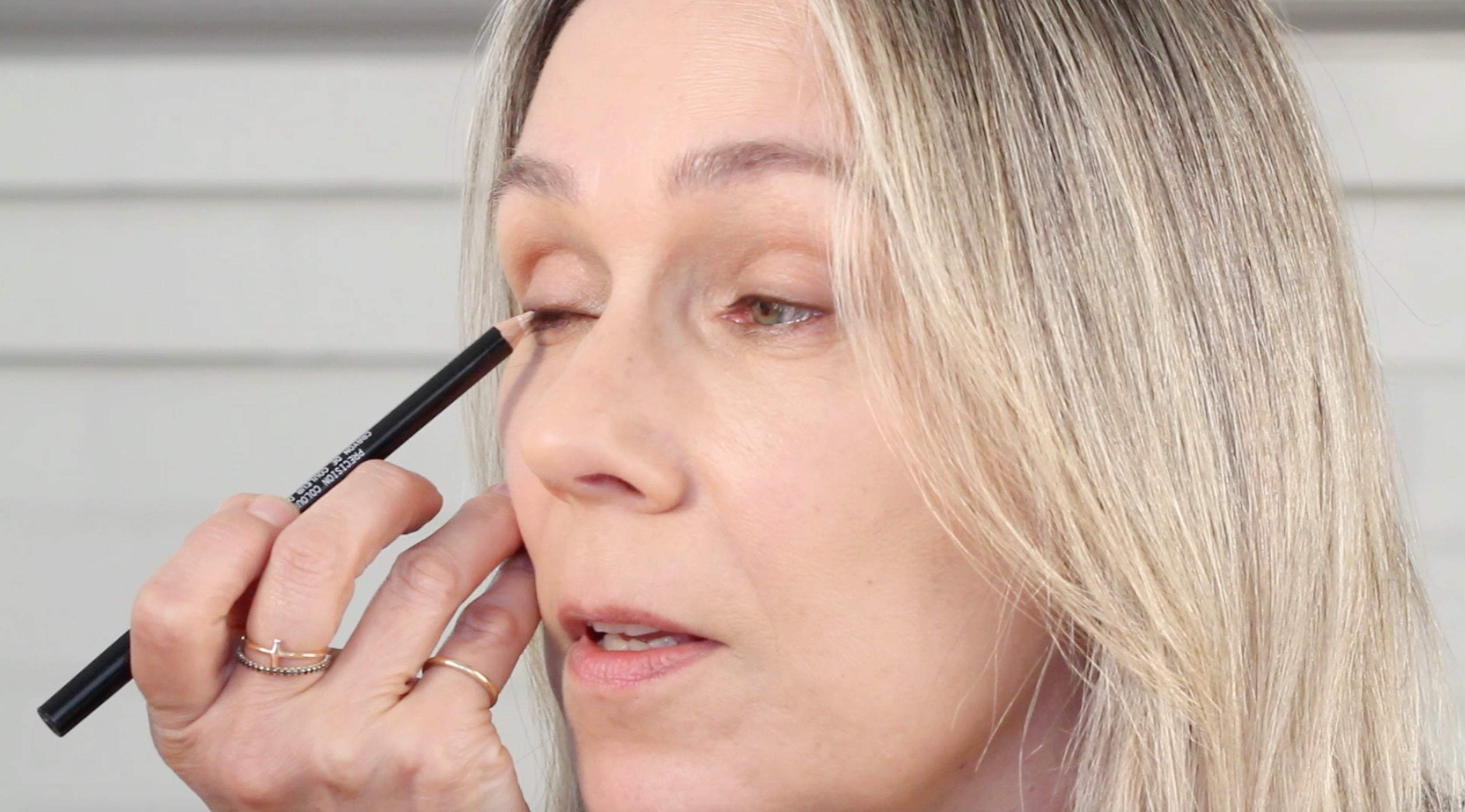 Everyday Makeup with Simone Otis