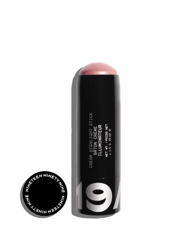 chanel.beauty highlighter stick in transparent